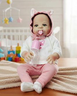 Bebe niña realista de silicona, tipo Reborn.